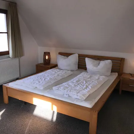 Reethaus Am Meer Insel Ruegen Sant * غلوفي